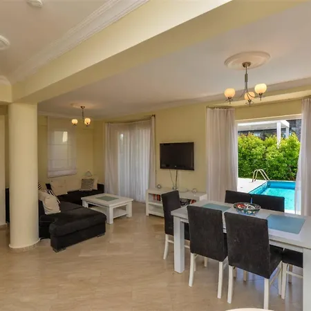 Sunset Club Lebrentals Διαμέρισμα
