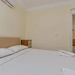 Sunset Club Lebrentals Apartment