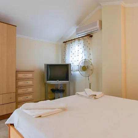 Апартаменты Sunset Club Lebrentals